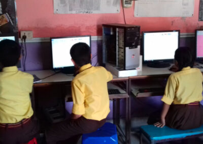 ASTER at the computer class (Nepal)