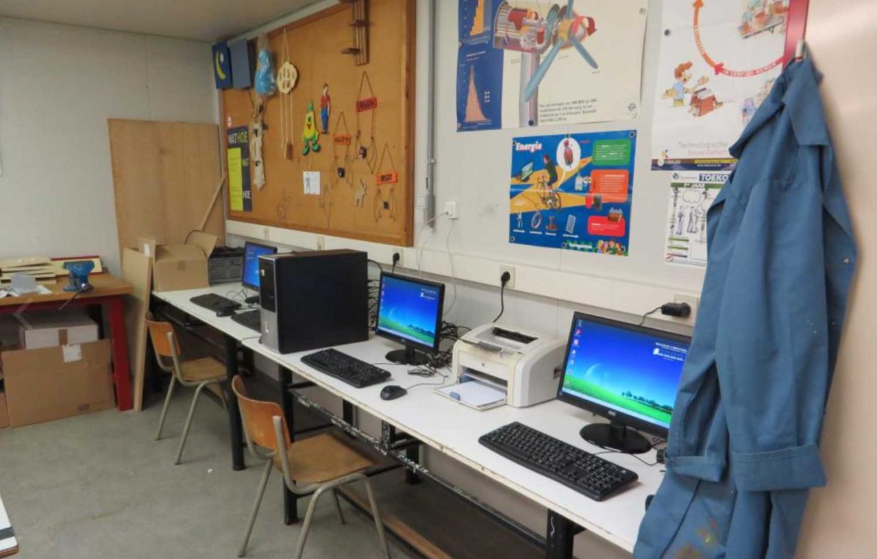 Educational Computer Example Education application - Computers for a Classroom